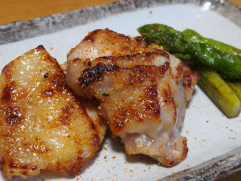 鶏もも肉の塩糀漬け