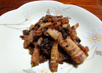 Stir-fry bamboo shoots and herring